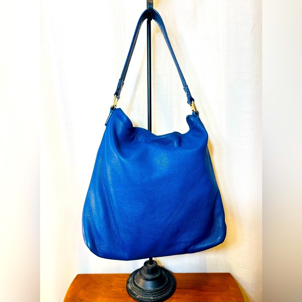 MICHAEL KORS royal blue bucket style hobo leather purse - Picture 2 of 14